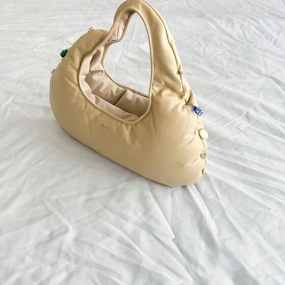 W 78 ST x 23carat Cloud Medium Gnocchi Bag - Picture 4 of 8